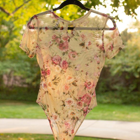 Nordstrom Brand Leith Mesh Floral Bodysuit - Picture 7 of 15